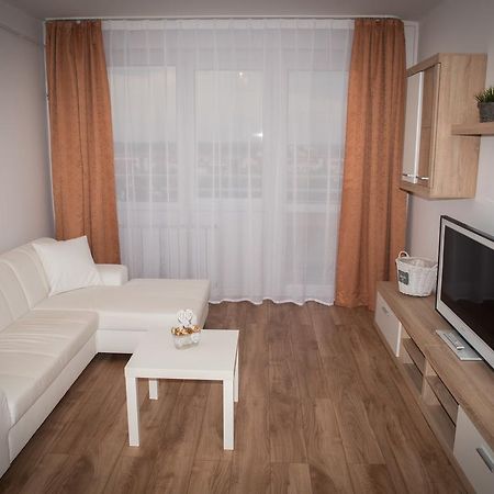 Anna Apartman Győr Zewnętrze zdjęcie