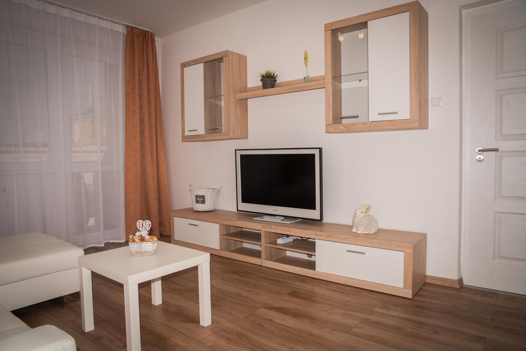 Anna Apartman Győr Zewnętrze zdjęcie